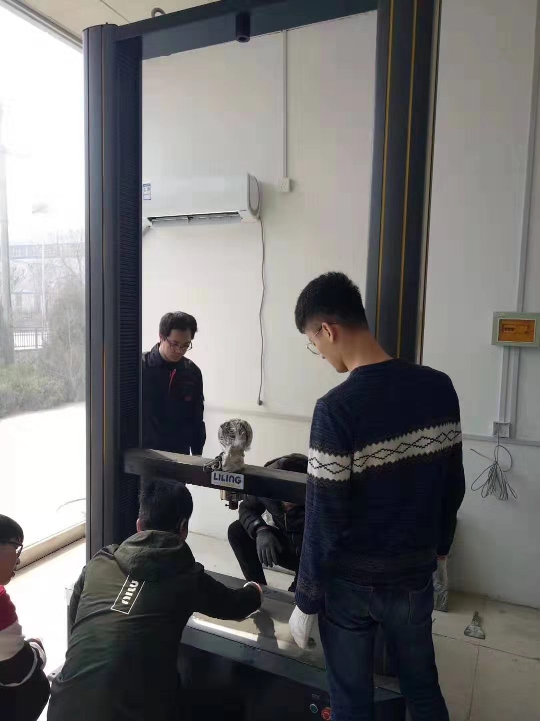 On site debugging of large-scale ring stiffness testing machine