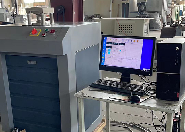 Recently, the microcomputer controlled cupping test machine customized by Jinan Liling for a unit in Shaanxi has been delivered for use