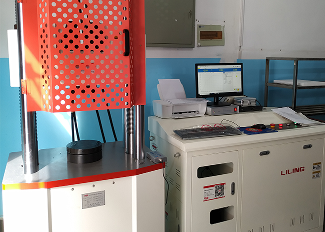 Classification of hydraulic universal testing machines
