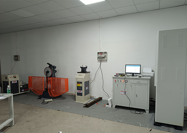 A testing unit in Jiangxi purchased a complete set of steel structure laboratory equipment from our company and completed debugging