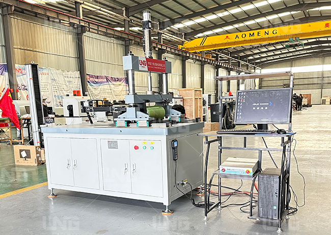 Jinan Liling Testing Machine has successfully delivered a high-end wheeled indoor weighted fatigue testing machine, helping customers upgrade their research and development