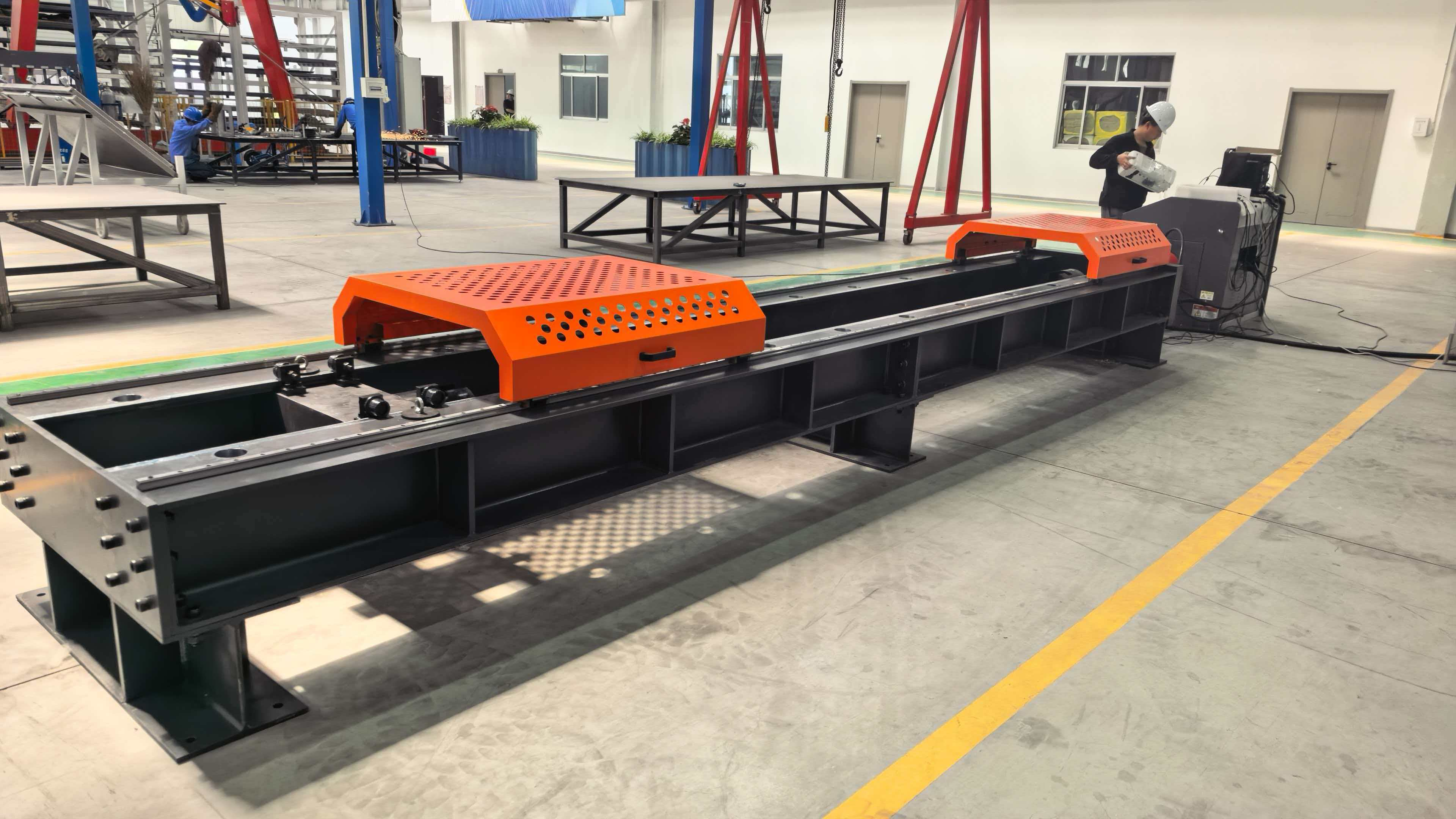 Equipment recommendation | Horizontal tensile testing machine for container corner column accurately ensures the structural safety of box body.